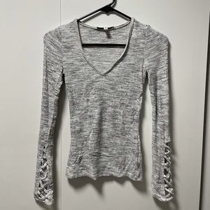 Express shirt w/ sleeve detail